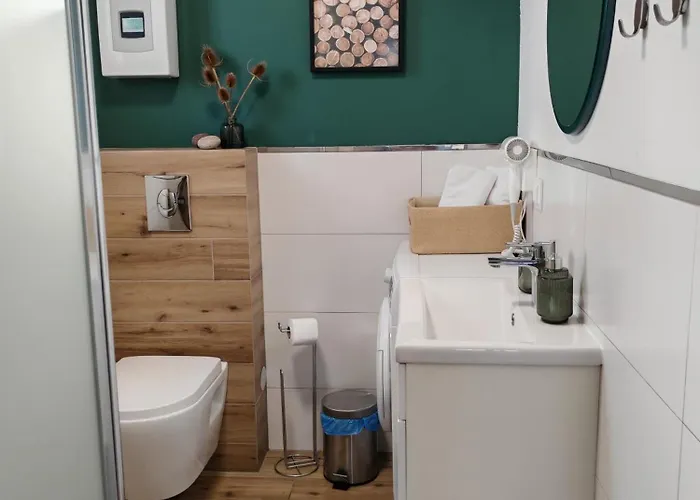 Caloroczny Semesterbostad Machowino